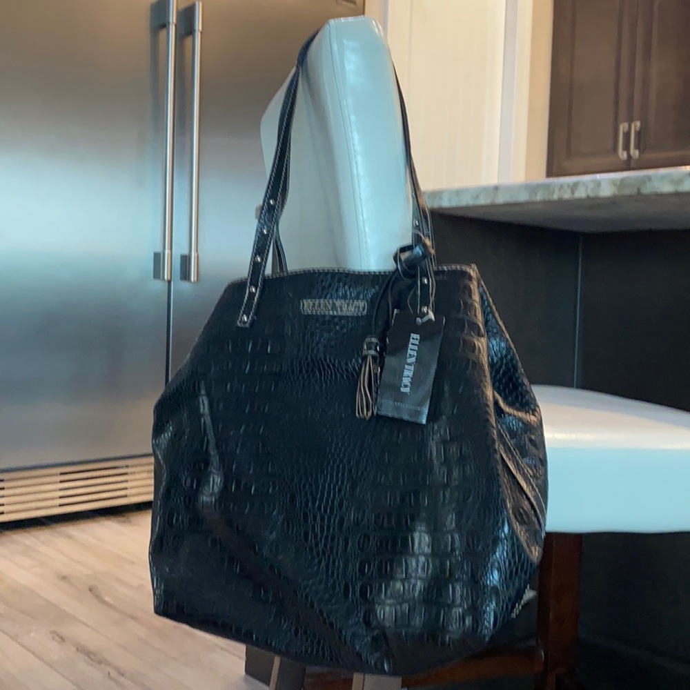 NWT Ellen Tracy purse